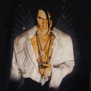 Criss Angel BeLIEve Women's Tee sz L